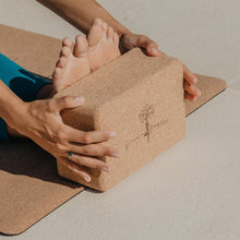 Load image into Gallery viewer, Green Yoga Project